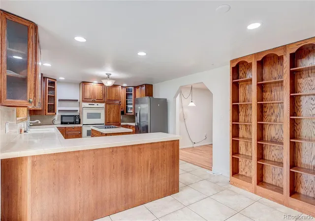 Photo 4 of Single family home for sale at 5840 S Julian St, Littleton, CO 80123 | MLS# 8783354 | Listing updated on 2026-10-08