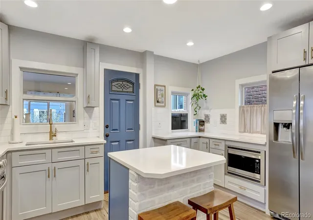Photo 3 of Single family home for sale at 2549 Glenarm Pl, Denver, CO 80205 | MLS# 9612557 | Listing updated on 2026-10-02