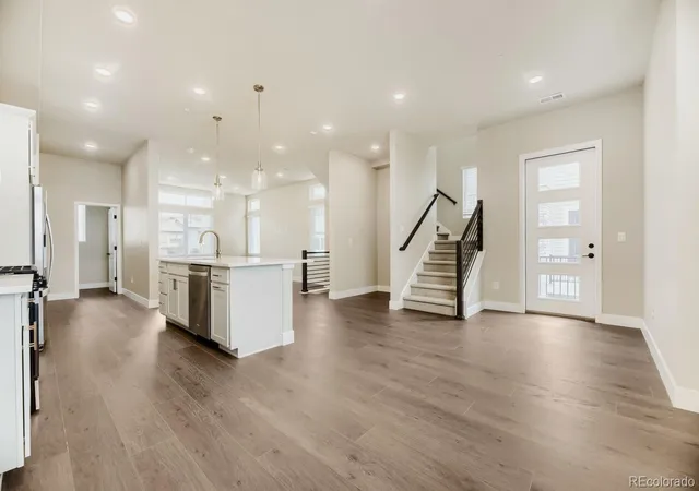 Photo 3 of Townhouse for sale at 15573 W Washburn Dr, Lakewood, CO 80228 | MLS# 7675362 | Listing updated on 2026-10-04