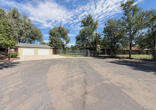 Photo 2 of Multi family home for sale at 1130 Valley Manor Ct, Colorado Springs, CO 80906 | MLS# 4100906 | Listing updated on 2026-09-25