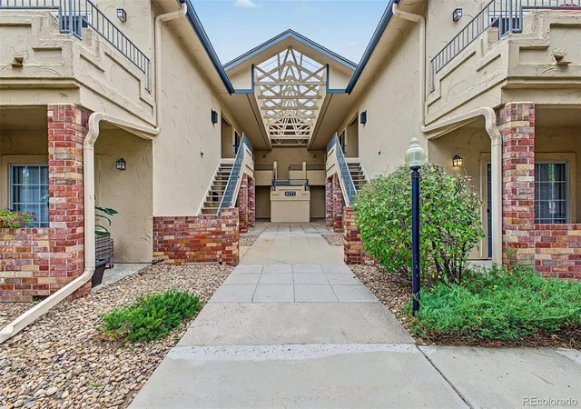 Photo 4 of Condo for sale at 8777 E Dry Crk Rd #1422, Englewood, CO 80112 | MLS# 8411708 | Listing updated on 2026-09-26