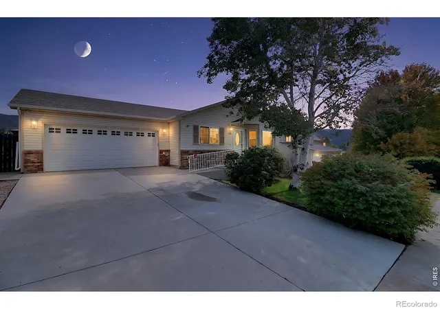 Photo 3 of Single family home for sale at 3100 Cody Ave, Evans, CO 80620 | MLS# IR1069463 | Listing updated on 2026-10-08