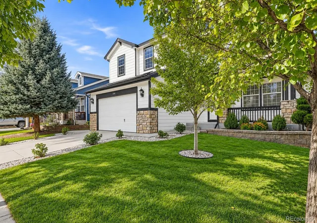 Photo 2 of Single family home for sale at 1868 Ute Crk Dr, Longmont, CO 80504 | MLS# 5491170 | Listing updated on 2026-10-08