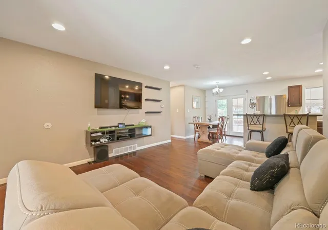 Photo 3 of Sale Pending at 1248 S Eaton St, Lakewood, CO 80232 | MLS# 1534557 | Listing updated on 2026-10-10