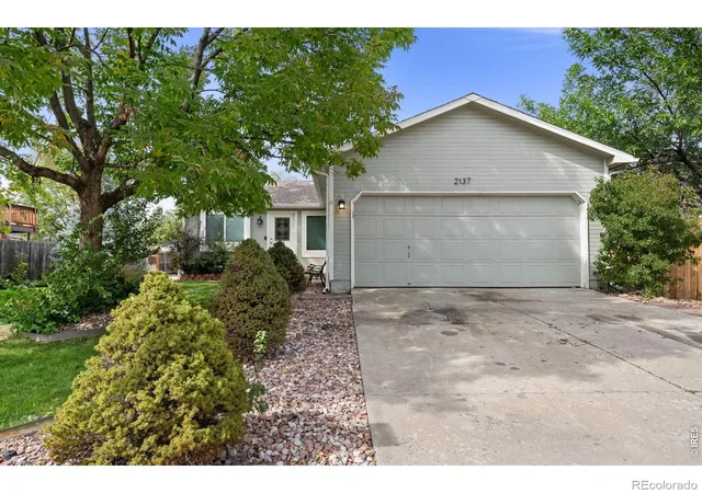 Photo 1 of Single family home for sale at 2137 Steele St, Longmont, CO 80501 | MLS# IR1069476 | Listing updated on 2026-09-26