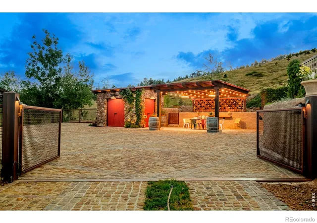 Photo 2 of Single family home for sale at 307 Labelle Rd, Boulder, CO 80302 | MLS# IR1069478 | Listing updated on 2026-09-28