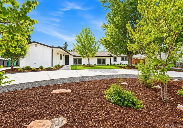 Photo 4 of Single family home for sale at 11951 W Security Ave, Lakewood, CO 80401 | MLS# 9631156 | Listing updated on 2026-10-28