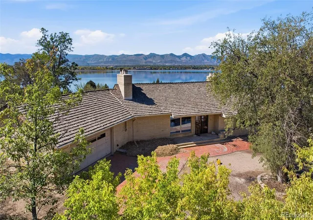 Single family home for sale at 5500 Ridge Trl, Littleton, CO 80123 | MLS# 7852287