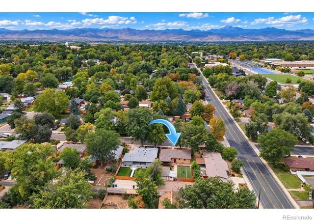 Photo 4 of Single family home for sale at 842 Grant St, Longmont, CO 80501 | MLS# IR1069489 | Listing updated on 2026-09-30