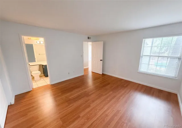 Listing Photo 4 - Condo for sale in building located at 6702 S Ivy Wy, Centennial, CO 80112 - Unit #A7