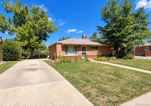 Photo 2 of Single family home for sale at 1420 S Winona Way, Denver, CO 80219 | MLS# 6422388 | Listing updated on 2026-09-28
