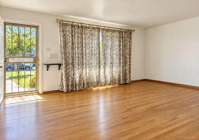 Photo 4 of Single family home for sale at 1420 S Winona Way, Denver, CO 80219 | MLS# 6422388 | Listing updated on 2026-09-28