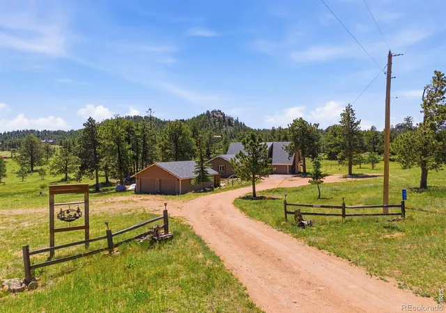 Photo 3 of Single family home for sale at 100 S Cucharas Mountain Ct, Livermore, CO 80536 | MLS# IR1069496 | Listing updated on 2026-09-28