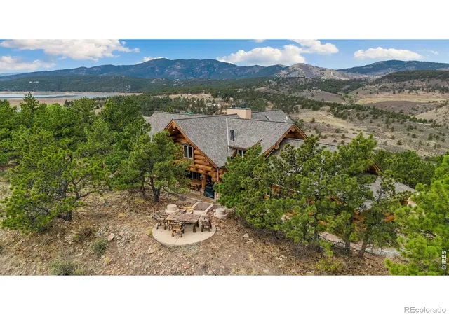 Photo 2 of Single family home for sale at 2915 Sedona Hills Dr, Loveland, CO 80537 | MLS# IR1069502 | Listing updated on 2026-09-29