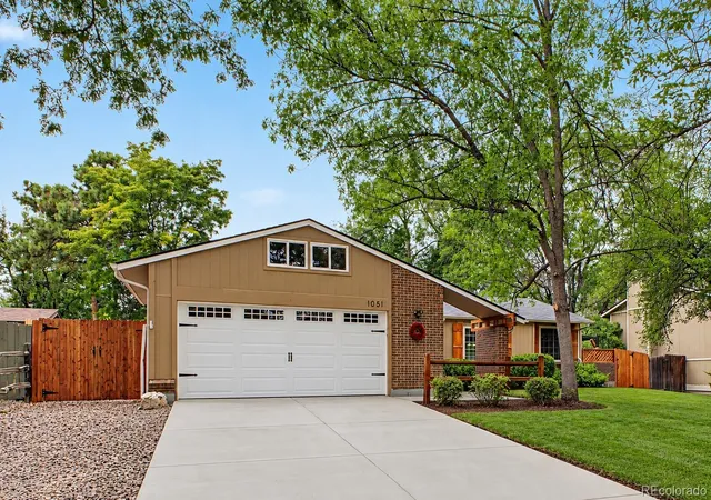 Photo 3 of Single family home for sale at 1051 Xenophon St, Golden, CO 80401 | MLS# 5000328 | Listing updated on 2026-10-07