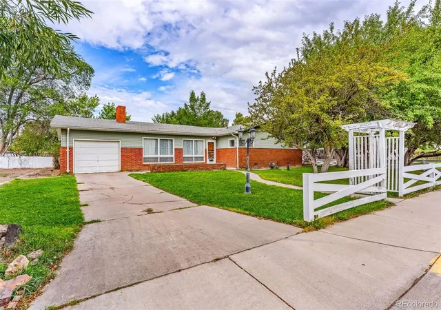 Photo 1 of Single family home for sale at 709 Berkeley Ave, Alamosa, CO 81101 | MLS# 7618627 | Listing updated on 2026-09-29