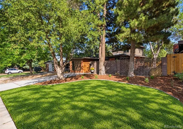 Photo 2 of Single family home for sale at 1210 Ivy St, Denver, CO 80220 | MLS# 4397828 | Listing updated on 2026-10-27