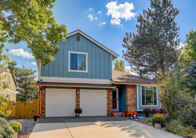 Photo 3 of Single family home for sale at 8140 S Storm King Peak, Littleton, CO 80127 | MLS# 7710803 | Listing updated on 2026-10-07