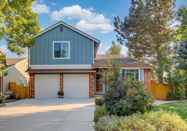 Photo 3 of Single family home for sale at 8140 S Storm King Peak, Littleton, CO 80127 | MLS# 7710803 | Listing updated on 2026-10-07