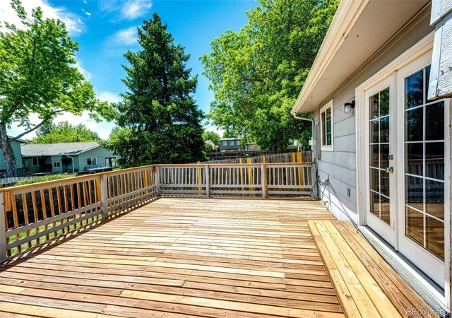 Photo 2 of Single family home for sale at 4674 S Estes St, Littleton, CO 80123 | MLS# 9606503 | Listing updated on 2026-09-29