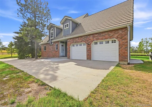 Photo 2 of Single family home for sale at 11656 E Caribou Dr, Franktown, CO 80116 | MLS# 2892763 | Listing updated on 2026-10-06