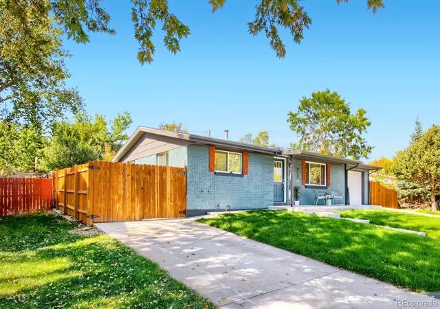 Photo 2 of Single family home for sale at 6755 Ammons St, Arvada, CO 80004 | MLS# 4945629 | Listing updated on 2026-10-08