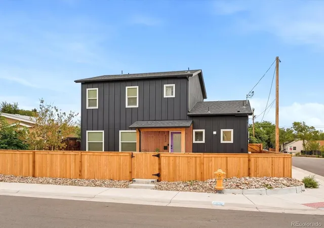 Photo 2 of Single family home for sale at 550 S Raleigh St, Denver, CO 80219 | MLS# 9716306 | Listing updated on 2026-09-26