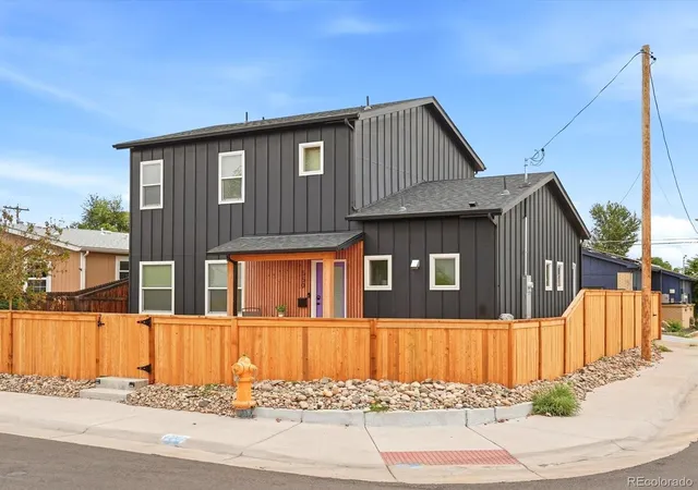 Photo 1 of Single family home for sale at 550 S Raleigh St, Denver, CO 80219 | MLS# 9716306 | Listing updated on 2026-09-26