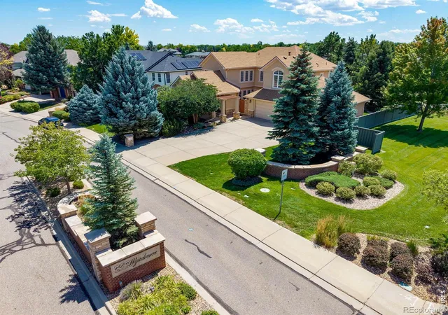Photo 3 of Single family home for sale at 1001 Wyndemere Cir, Longmont, CO 80504 | MLS# IR1069539 | Listing updated on 2026-09-26