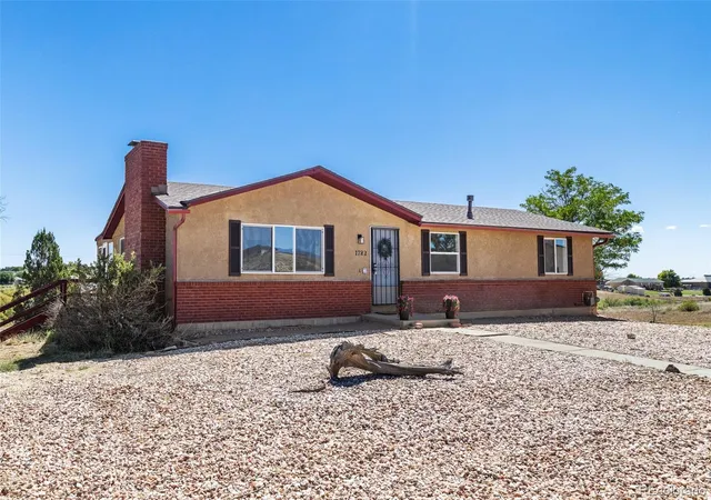 Photo 3 of Single family home for sale at 1783 W Chimazo Plz, Pueblo, CO 81007 | MLS# 3376752 | Listing updated on 2026-10-05