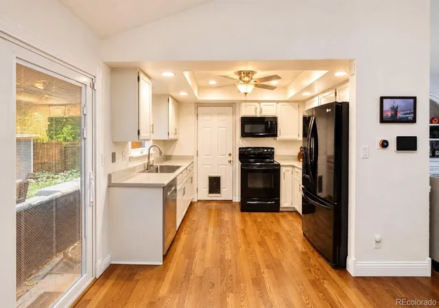 Photo 4 of Single family home for sale at 5852 S Nelson St, Littleton, CO 80127 | MLS# 9198811 | Listing updated on 2026-10-03