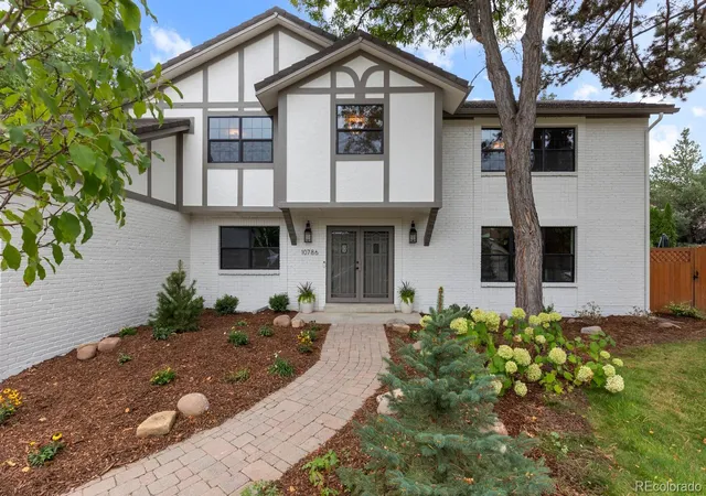 Photo 2 of Single family home for sale at 10786 E Crestline Pl, Englewood, CO 80111 | MLS# 2414983 | Listing updated on 2026-10-07