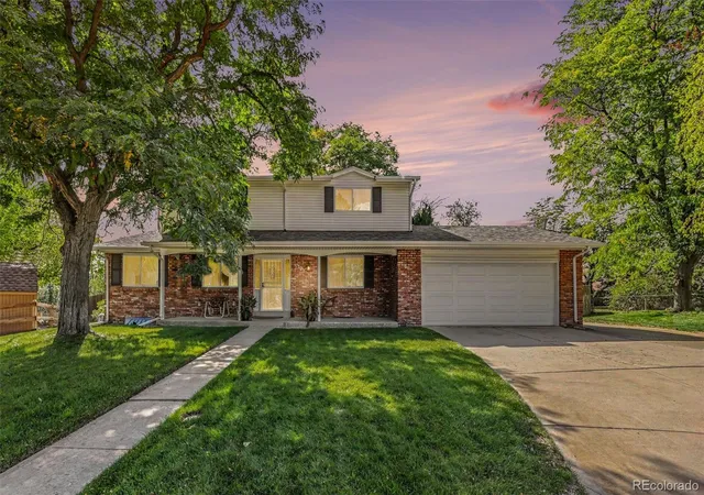 Photo 1 of Single family home for sale at 6728 W Arbor Dr, Littleton, CO 80123 | MLS# 5661319 | Listing updated on 2026-10-02