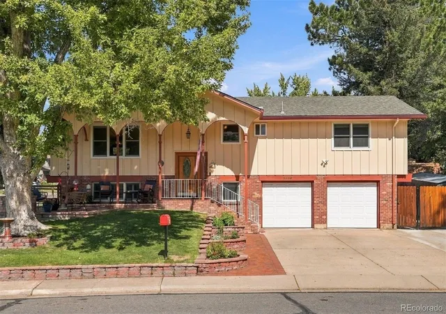 Photo 1 of Single family home for sale at 8439 W Harvard Dr, Lakewood, CO 80227 | MLS# 4322369 | Listing updated on 2026-10-21
