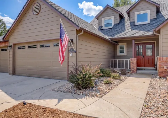 Photo 1 of Sale Pending at 7 Desert Willow Ln, Littleton, CO 80127 | MLS# 6521249 | Listing updated on 2026-10-13