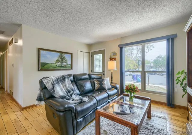Photo 3 of Single family home for sale at 17411 E Gunnison Pl, Aurora, CO 80017 | MLS# 8308948 | Listing updated on 2026-09-26