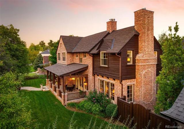 Photo 3 of Mansion for sale at 816 S Medea Way, Denver, CO 80209 | MLS# 8400159 | Listing updated on 2026-10-06