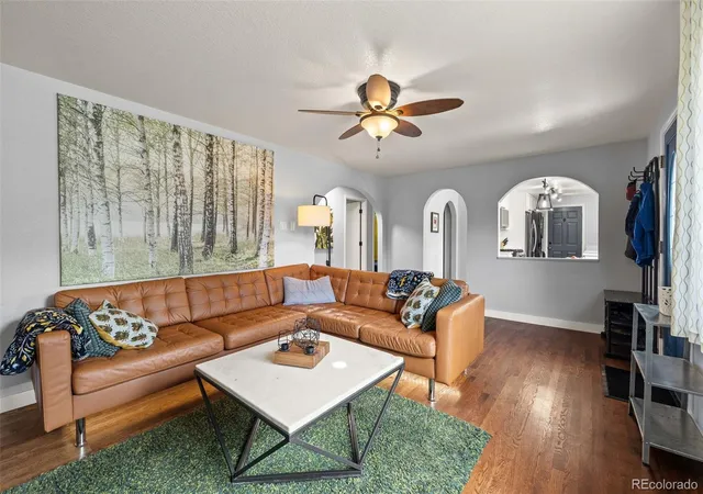 Photo 2 of Single family home for sale at 4736 Estes St, Wheat Ridge, CO 80033 | MLS# 5532612 | Listing updated on 2026-10-09