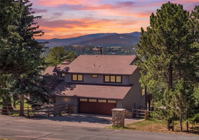 Photo 1 of Single family home for sale at 31378 Tamarisk Ln, Evergreen, CO 80439 | MLS# 3999567 | Listing updated on 2026-10-04