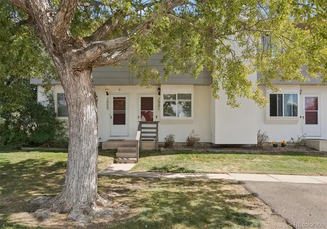 Photo 3 of Townhouse for sale at 1321 Soaring Eagle Dr, Colorado Springs, CO 80915 | MLS# 9835859 | Listing updated on 2026-09-27