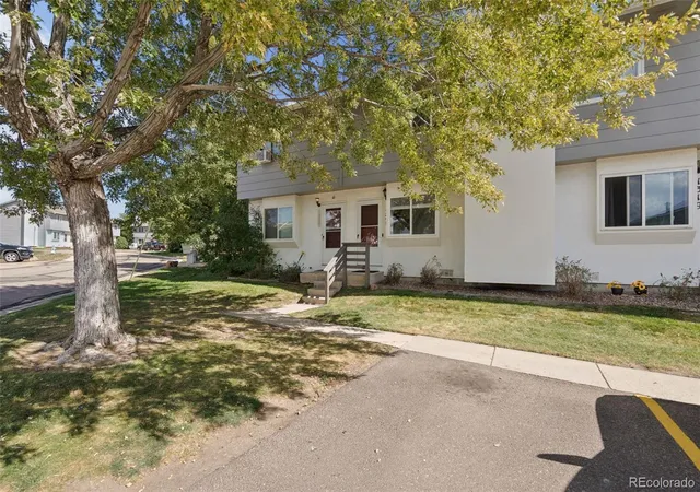 Photo 3 of Townhouse for sale at 1321 Soaring Eagle Dr, Colorado Springs, CO 80915 | MLS# 9835859 | Listing updated on 2026-09-27