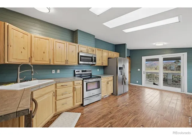Photo 3 of Single family home for sale at 1004 Deer Meadow Way, Livermore, CO 80536 | MLS# IR1069565 | Listing updated on 2026-09-28