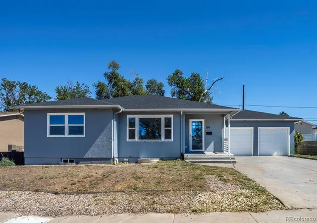 Photo 2 of Single family home for sale at 1614 Alexander Cir, Pueblo, CO 81001 | MLS# 9774281 | Listing updated on 2026-10-01