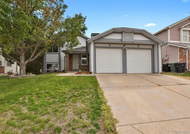 Photo 3 of Single family home for sale at 13333 Albion Cir, Thornton, CO 80241 | MLS# 8674047 | Listing updated on 2026-10-07