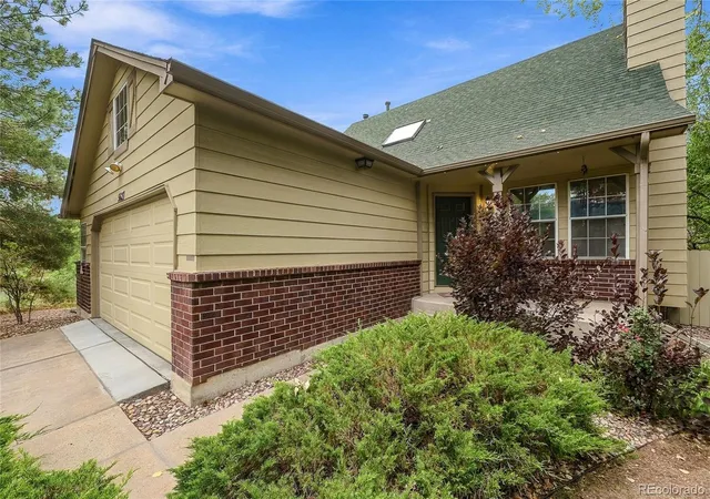 Photo 2 of Single family home for sale at 5627 S Simms Way, Littleton, CO 80127 | MLS# 2777517 | Listing updated on 2026-10-06