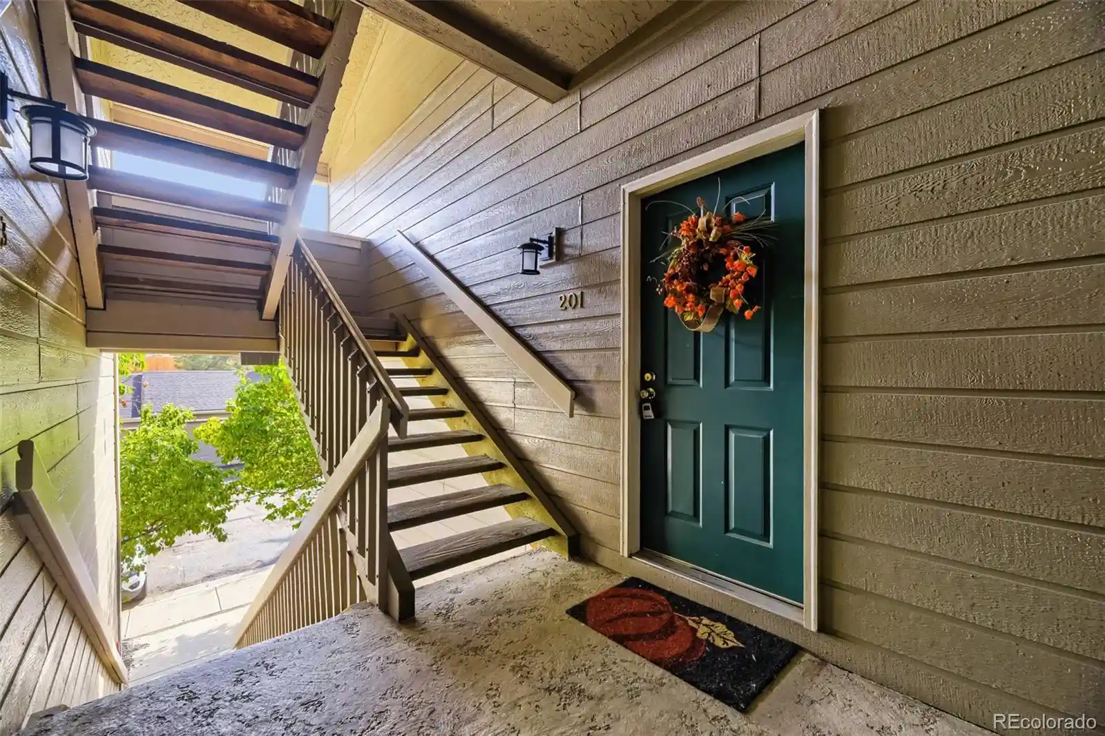 Listing Photo 2 - Condo for sale in 7498 S Alkire St located at 7498 S Alkire St, Littleton, CO 80127 - Unit #201
