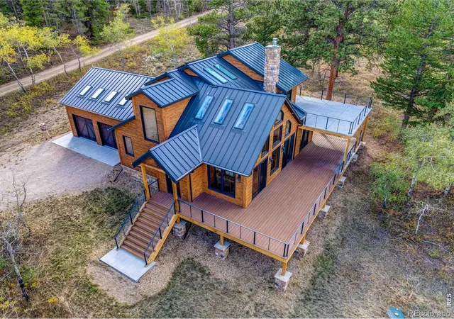 Photo 1 of Single family home for sale at 964 Ski Rd, Allenspark, CO 80510 | MLS# IR1069572 | Listing updated on 2026-10-08
