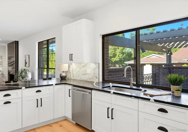 Photo 4 of Condo for sale at 2800 S University Blvd #162, Denver, CO 80210 | MLS# 6753951 | Listing updated on 2026-10-02