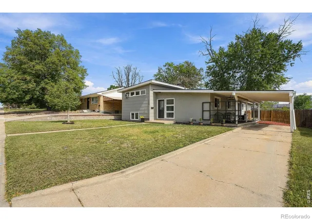 Photo 1 of Single family home for sale at 1654 S Perry St, Denver, CO 80219 | MLS# IR1069576 | Listing updated on 2026-10-11