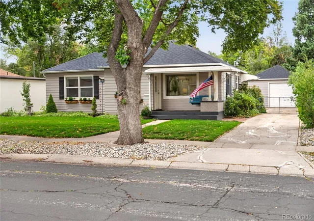 Photo 1 of Single family home for sale at 2407 Balboa St, Colorado Springs, CO 80907 | MLS# 2568150 | Listing updated on 2026-10-02